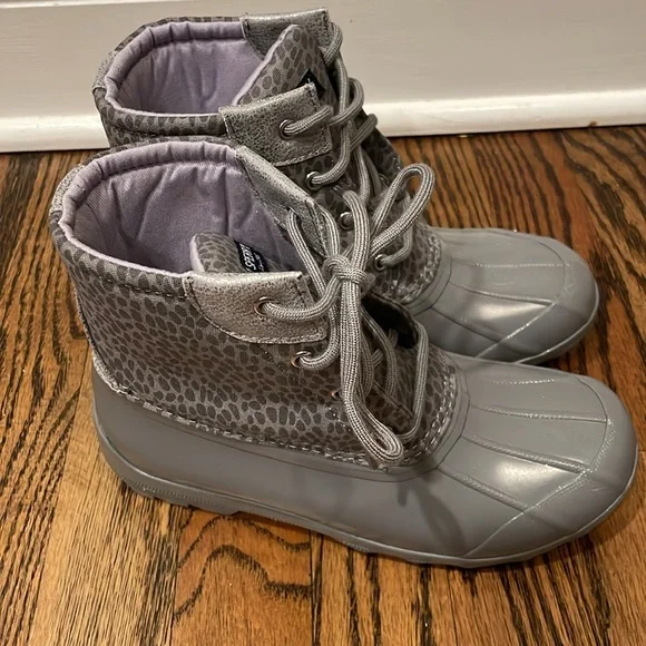 SPERRY NWT boots - Picture 2 of 5